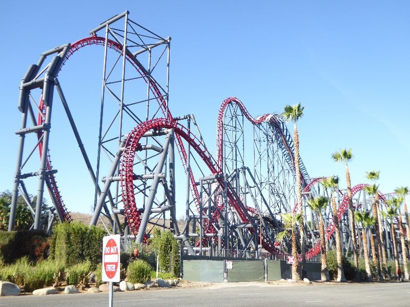 SixFlagsMagicMountainPark 1