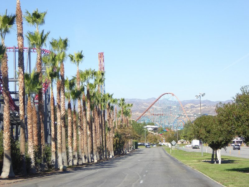 SixFlagsMagicMountainPark 3
